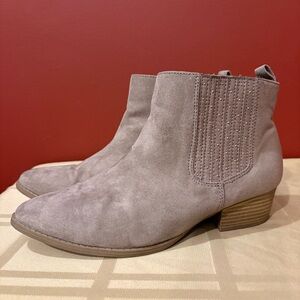 LC Lauren Conrad women's taupe embellished ankle boots size 9.5